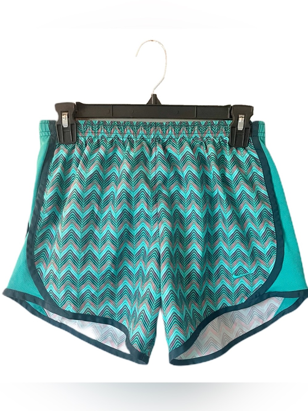 Nike Lined Running Shorts Women's XL Light Blue Green Striped Athletic 3in EUC